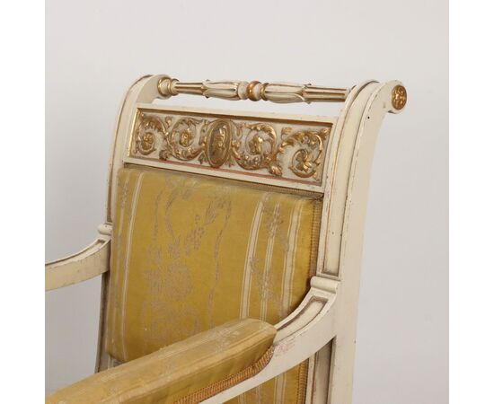 Coppia Poltrone con Poggia Piedi in Stile Neoclassico Italia Ultimo Quarto XIX Secolo