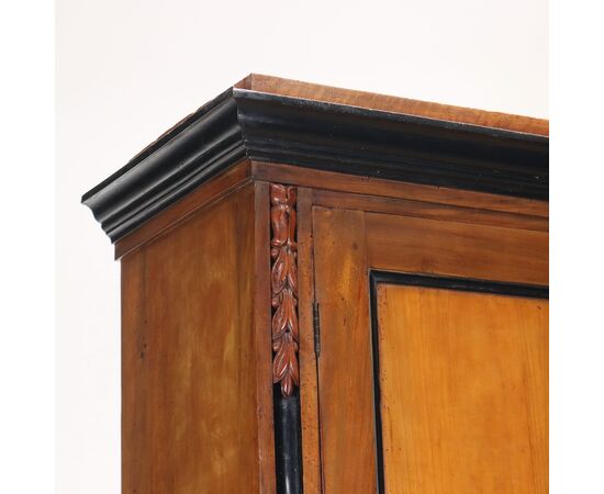Credenza Doppio Corpo Italia, XIX Secolo