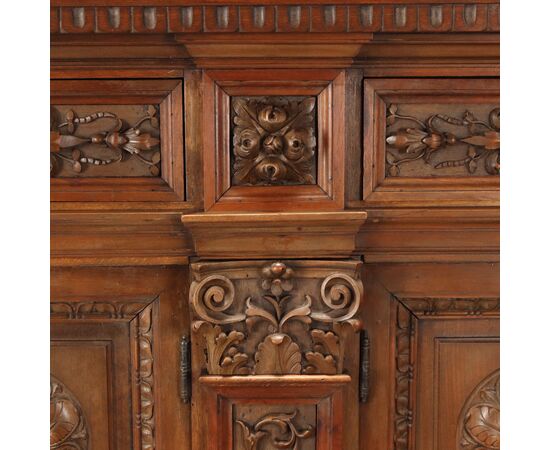 Credenza in Stile Barocco Italia fine XIX Secolo