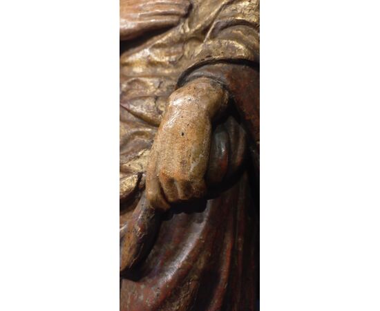 Scultura raffigurante San Giovanni Evangelista 