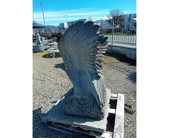 Aquila in pietra