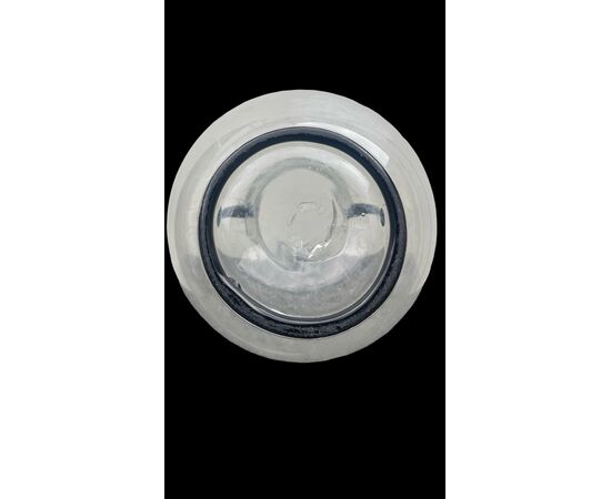 Vaso globulare in vetro trasparente  con molature rocaille e dettagli in argento .S.A.L.I.R.Murano.