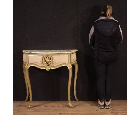 Console italiana laccata della metà del XX secolo