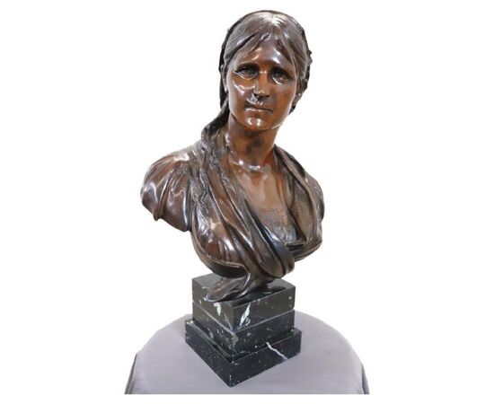 Bronzo firmato, busto di giovane donna secolo XX PREZZO TRATTABILE