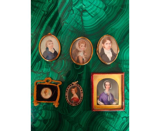 Serie di miniture dal XVIII secoli al XIX secolo