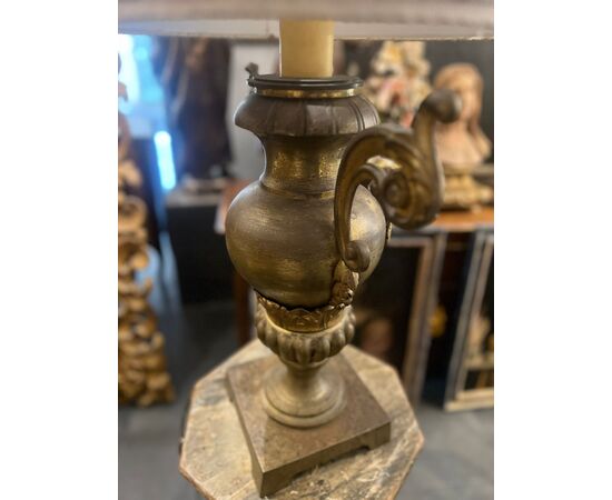 Lampada in bronzo dorato