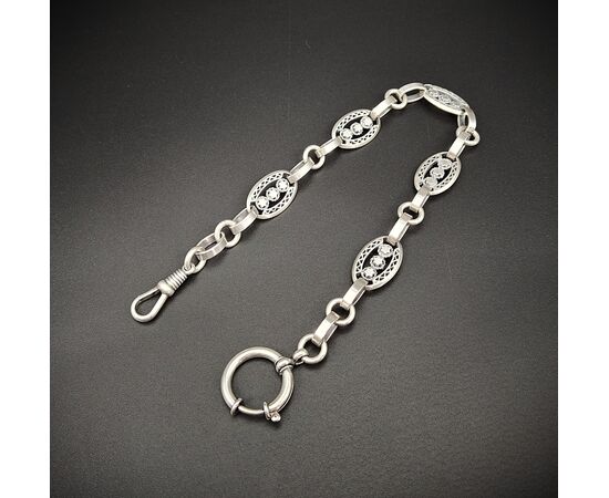 Antica catena in argento per orologio da tasca. 