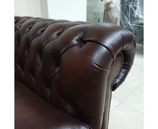 Poltrona chesterfield club marrone nuova inglese originale 