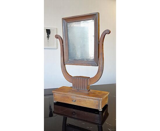 Specchiera del 1800 in noce