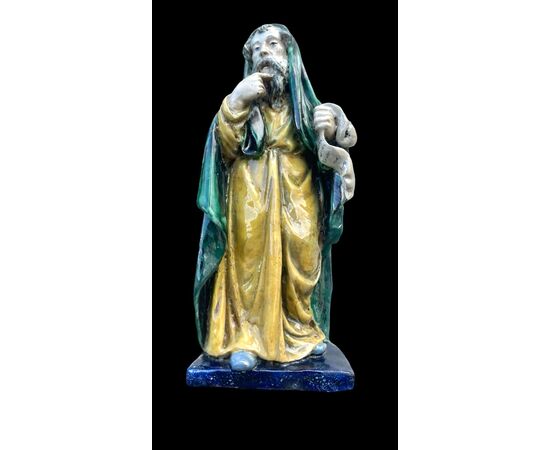 Scultura in maiolica raffigurante filosofo con pergamena.Manifattura Chigi.San Quirico d’Orcia.