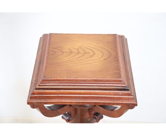 Colonna in legno di rovere secolo XX