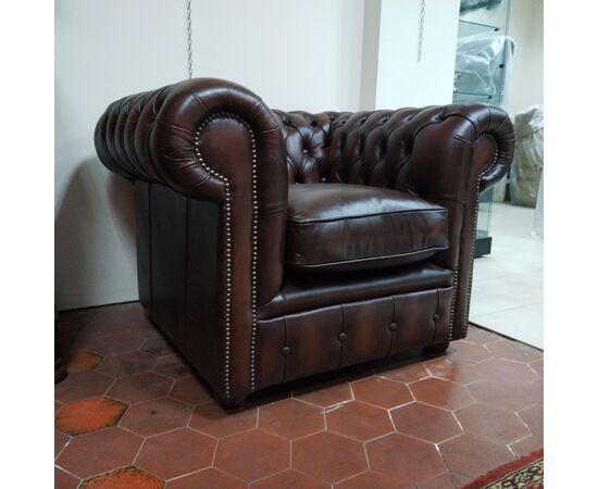 Poltrona chesterfield club marrone nuova inglese originale 