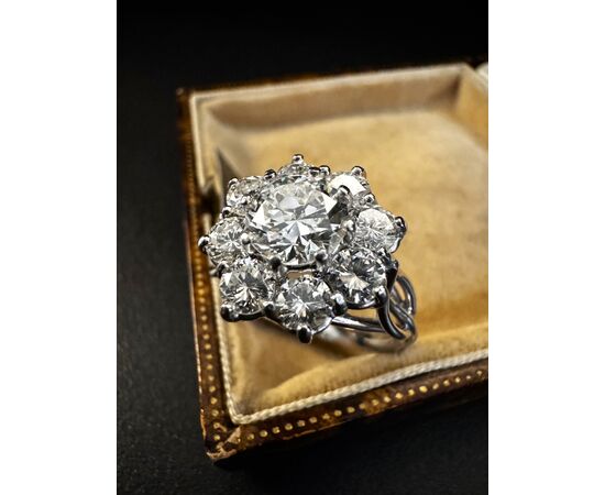 Anello  con  Diamanti  3 ct.