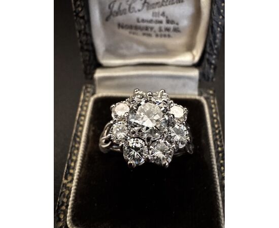 Anello  con  Diamanti  3 ct.