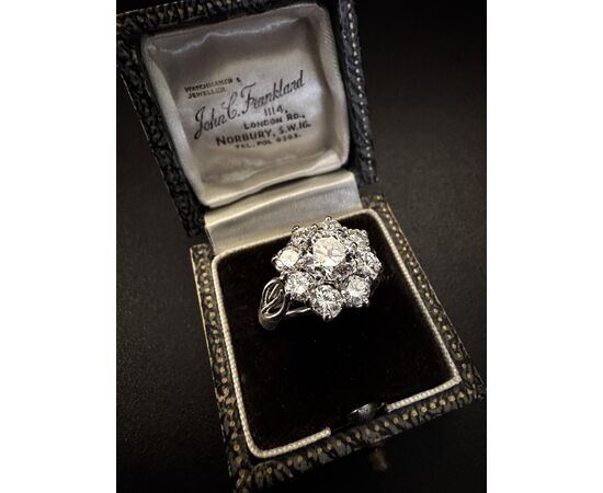 Anello  con  Diamanti  3 ct.