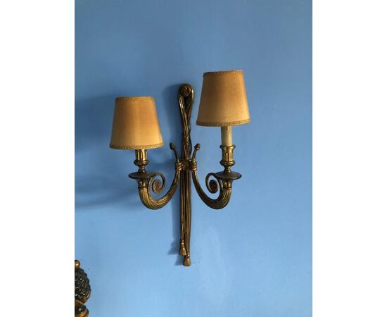 Applique in bronzo dorato