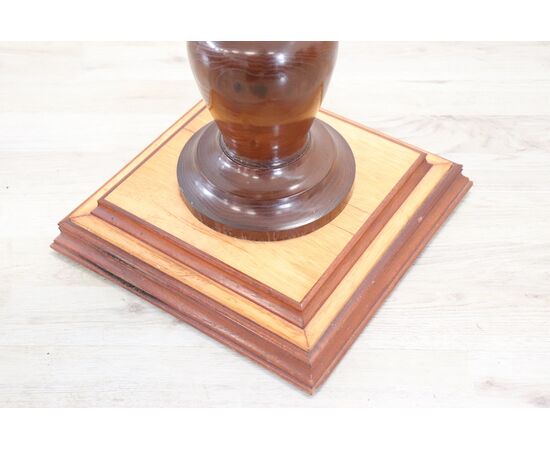 Colonna in legno di rovere secolo XX