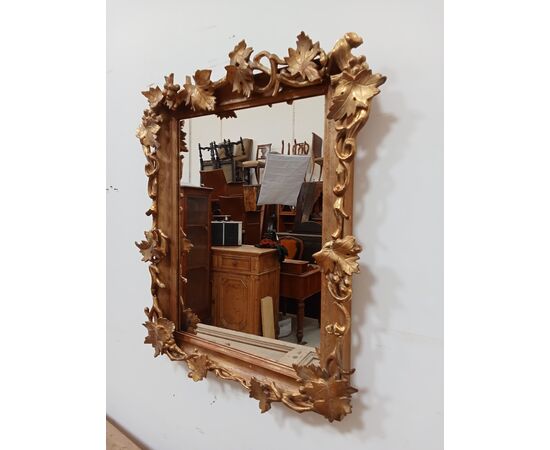 Specchiera dorata con foglie e tralci - specchio - cornice barocca - fine 800