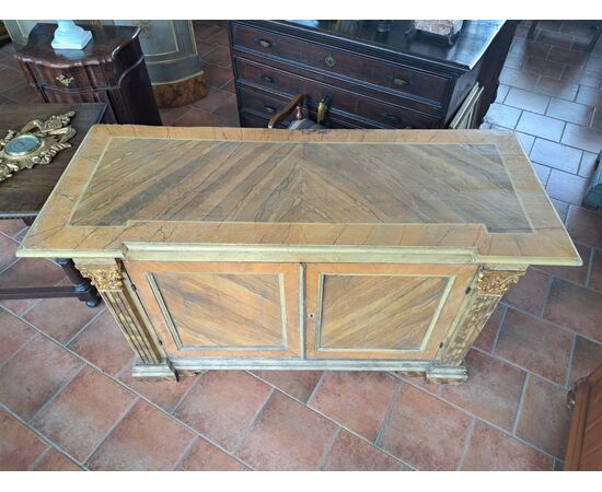 Credenza laccata del '700 toscana