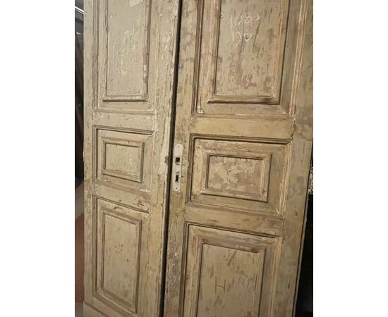 PTL698 - Porta laccata bianca, epoca '800, misure cm L 108 x H 190