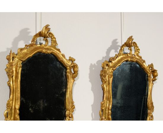 Coppia di specchiere in legno intagliato e dorato, Venezia, seconda metà XVIII secolo, Luigi XV