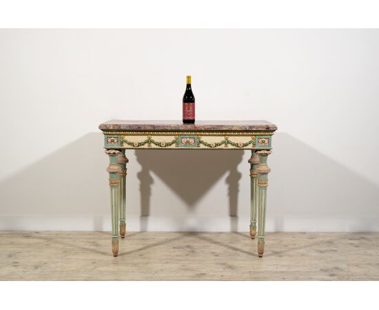 Consolle neoclassica in legno intagliato e laccato, Milano, fine del XVIII secolo