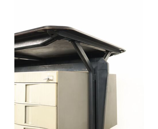 Scrivania 'Arco' di BBPR per Olivetti Anni 60-70