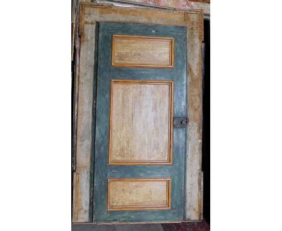 PTL447 - Porta laccata e dipinta, con telaio finto marmo, epoca '700, misure luce cm L 93 x H 216