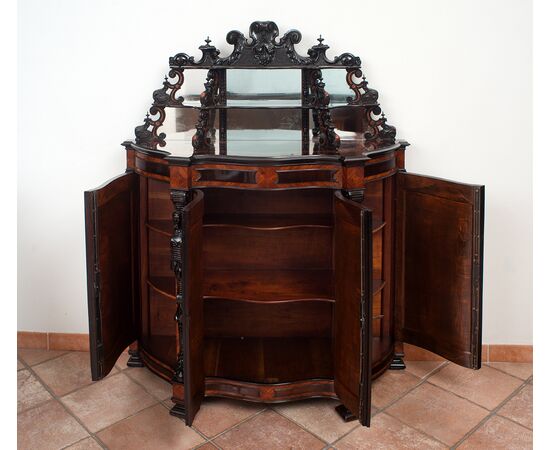 Credenza antica Siciliana in legni policromi periodo XIX secolo.