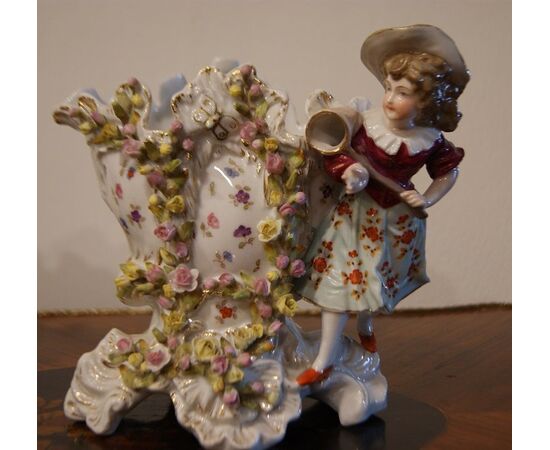 Antichi vasetti con personaggi in porcellana di Meissen del 1800