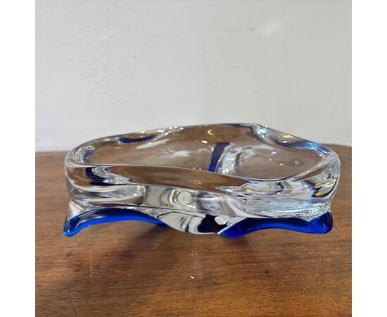 Centrotavola  Murano 1970 trasparente e blu . firmato alla base . Mis 24 x 24 Design unico 