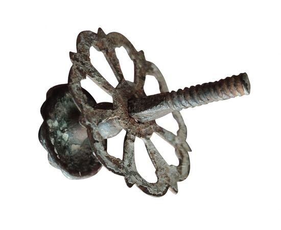 Pomolo in ferro forgiato per mobili o ante