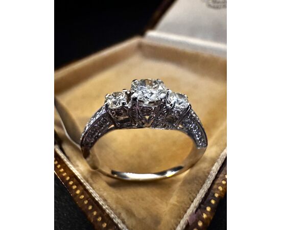 Anello  con  Diamanti  1   ct. 