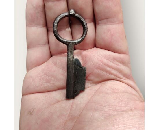 Lucchetto a borsetta in ferro forgiato XVI-XVII secolo 