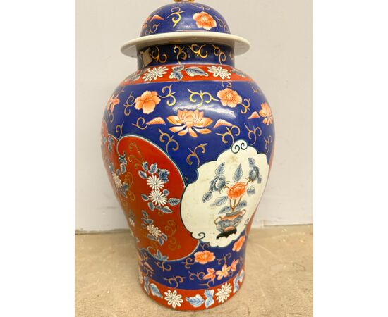 Antico vaso giapponese, primi '900, firmato alla base, h 55 cm.