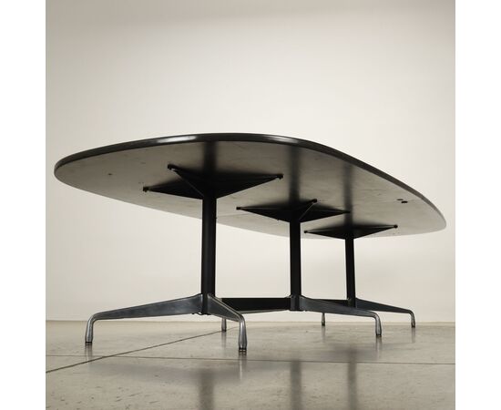 Grande Tavolo di Charles e Ray Eames