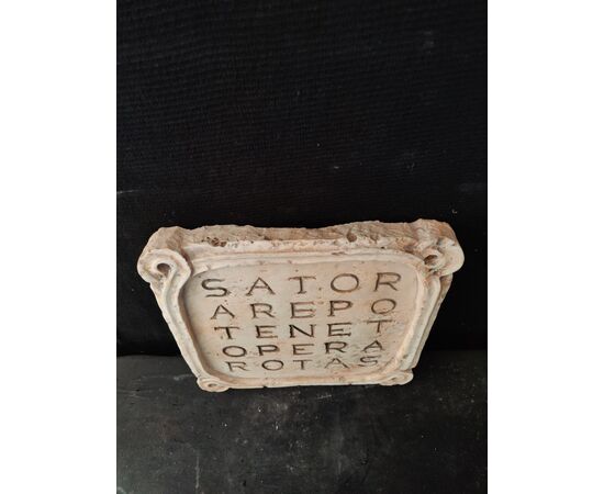 Bellissimo bassorilievo - Palindromo di Sator in marmo - 40 x 38 cm