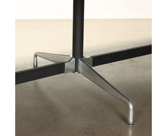 Grande Tavolo di Charles e Ray Eames