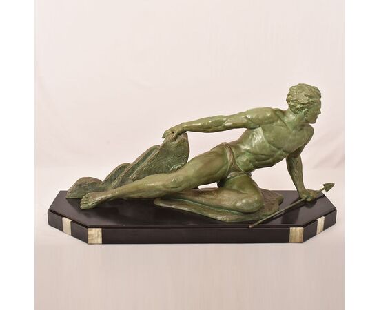 ART DÉCO, ANTICHE SCULTURE IN ANTIMONIO, UOMO CON LANCIA, RONCOURT, SCULTORE FRANCESE. (STAN94)