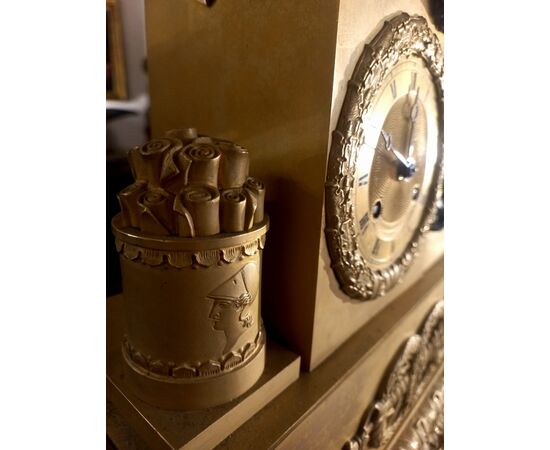 Orologio in bronzo dorato