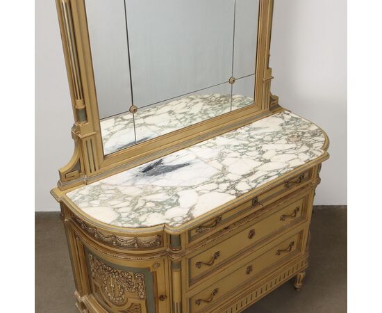 Cassettiera in stile neoclassico piemontese