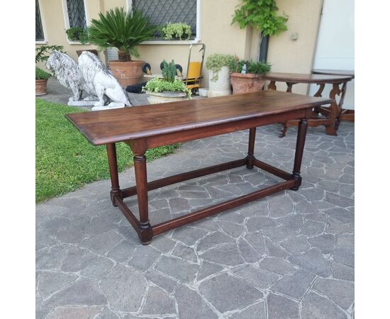 Tavolo in noce Direttorio fine '700 lombardo