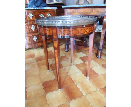TAVOLINO ROTONDO STILE LUIGI XVI DA SALOTTO RESTAURATO  diametro 62xH76
