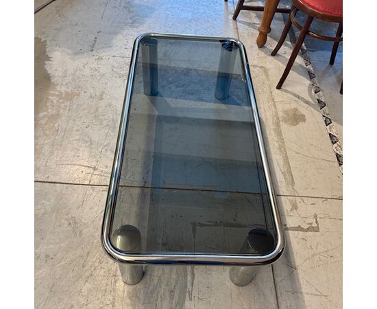Tavolino da fumo anni 70 cromato e vetro fumè – modello Sesann Frattini per Cassina .mis120 x 60 x 35 