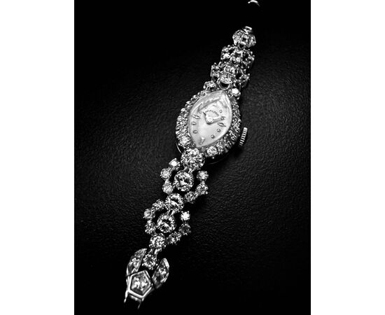 Orologio firmato   " HAMILTON "  con  Diamanti   3.5  ct. 