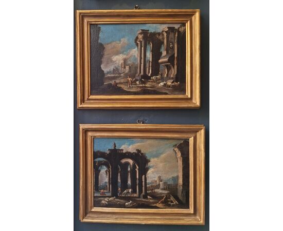 Coppia di capricci architettonici