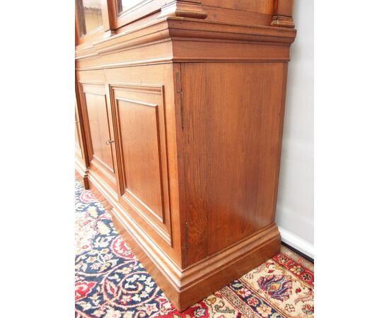 LIBRERIA A TRE PORTE IN ROVERE EPOCA 800 RESTAURATA  cm L192xP51xH252