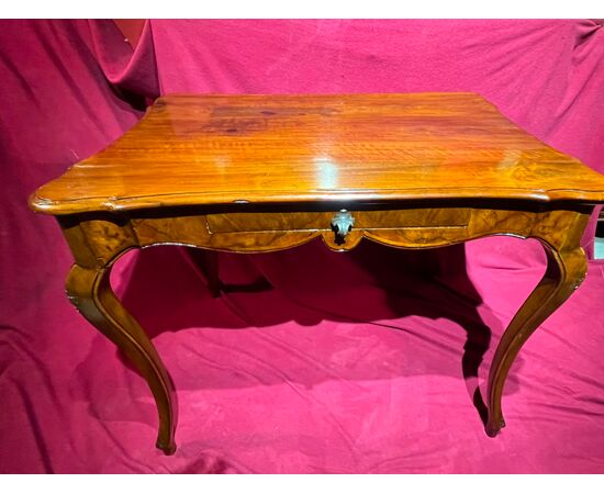 Elegante tavolino scrittoietto- Venezia - 1750 c.a