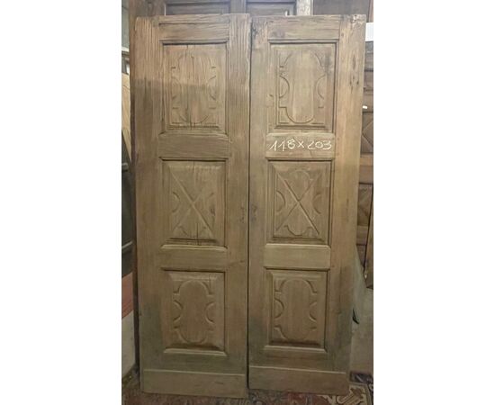 PTE149 - Antica porta semplice a due battenti, epoca '700, misure cm L 118 x H 203