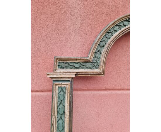 Cornice centinata da pala d’altare, Veneto, fine XVI – inizi XVII secolo